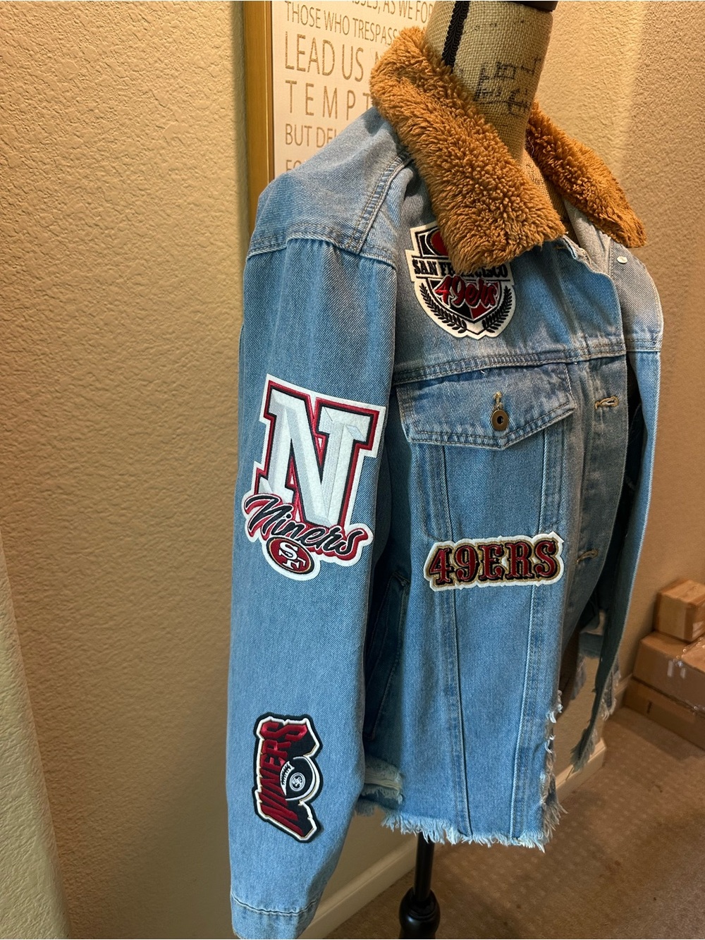 Light Blue Denim Jean Jacket with Tan Sherpa Collar - 49ers Patch Design - Picture 2 of 4